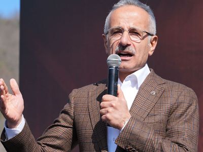 Bakan Uraloğlu’dan sevindiren haber: ‘‘Arnavutköy-İstanbul Havalimanı metro hattı yarın açılıyor!’’