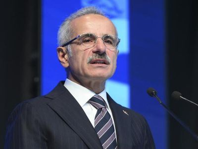 Bakan Uraloğlu'ndan Bolu Dağı Tüneli Açıklaması: Çalışmalar 19 Eylül'de Tamamlanacak