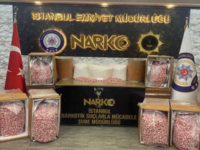Bakan Yerlikaya açıkladı: 20 ilde 90 zehir taciri yakalandı