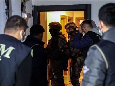 Bakan Yerlikaya duyurdu: Bir suç örgütünün daha kökü kazıldı