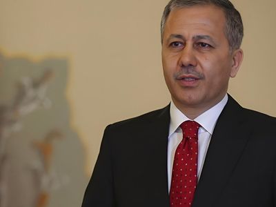 Bakan Yerlikaya’dan göçük altında kalan 9 kişi hakkında açıklama: “İşçilerin yerleri tespit edildi”