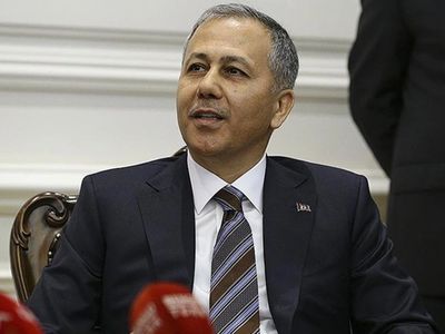Bakan Yerlikaya'dan kara para aklayan fenomenlere gözdağı: Hadi paylaşım yapsınlar da görelim