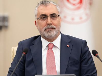 Bakanlık Açıkladı: Engelli ve Eski Hükümlü Vatandaşlara Hibe Desteği Başvuruları Başladı