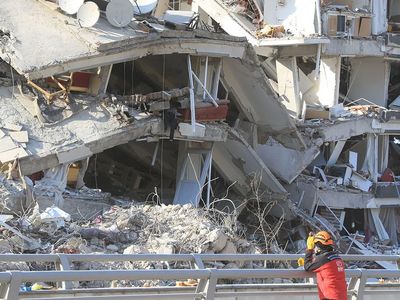Bakanlık Kahramanmaraş depremlerindeki can kaybı sayısını açıkladı: 50 bin 500 kişi yaşamını yitirdi