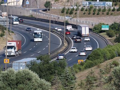 Bakanlık son resmi rakamı duyurdu: Otoyollarda bayram rekoru kırıldı