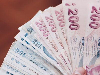 Bakanlıktan Üniversite Öğrencilerine Dev Destek
