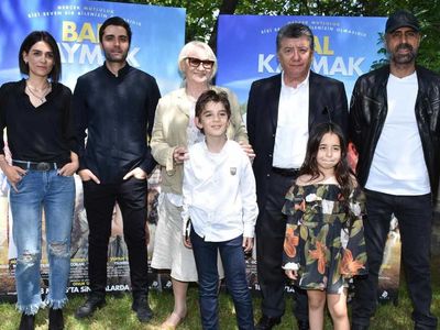 Bal Kaymak film konusu ve oyuncuları