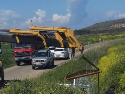 Balıkesir'de Kamyonet Dereye Uçtu: 1 Yaralı