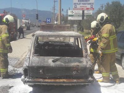 Balıkesir’de Seyir Halindeki Araç Alev Alev Yandı