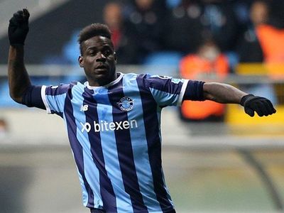 Balotelli'den transfer itirafı: İlgilendiler ama teklif yollamadılar