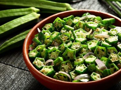 Bamya faydaları nelerdir, hangi vitaminleri içerir? Şifa kaynağı bamya çorbası tarifi