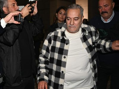 Bana tişört giydirdiler