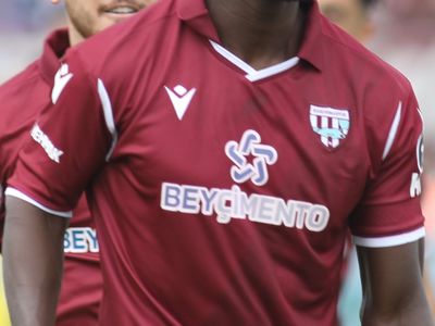 Bandırmasporlu Philippe Keny Beşiktaş’a transfer olacak mı? Başkan Onur Göçmez Keny transferi için Beşiktaş ile anlaştıklarını duyurdu