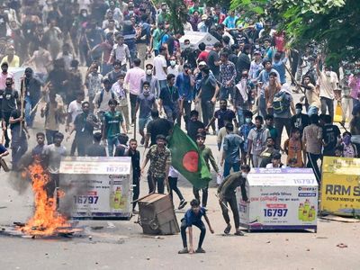Bangladeş’te öğrenci protestoları faciaya dönüştü: En az 625 kişi hayatını kaybetti