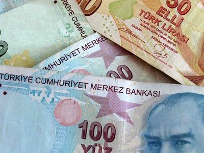 Bankalar arası kıyasıya mücadele başladı! Halkbank, Vakıfbank, İş Bankası, QNB Finansbank, Akbank, ING, Yapı Kredi, ve TEB kredi kampanyalarını duyurdu! Düşük faizli kredi imkanları vatandaşlarla buluştu