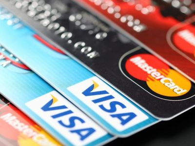 Bankalar kullanıcılara duyurdu: Kredi kartında yeni düzenleme yarın başlıyor
