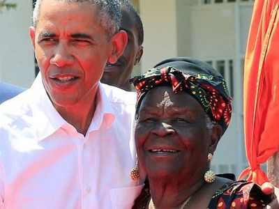 Barack Obama’nın Müslüman Büyükannesi Hayatını Kaybetti