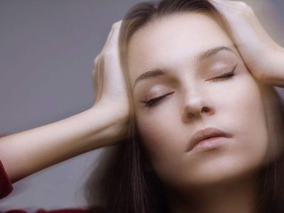 Baş dönmesi neden olur, nasıl geçer? Baş dönmesine iyi gelen doğal çözümler