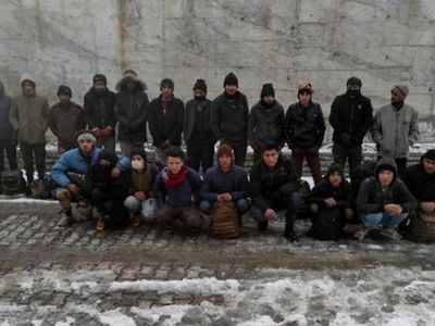 Başkale'de 22 Düzensiz Göçmen Yakalandı