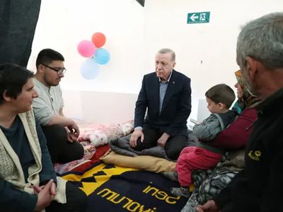 Başkan Erdoğan açıkladı: Depremzedeye yarından itibaren 15 bin lira yardım yatırılacak
