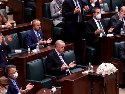 Başkan Erdoğan AK Parti Grup Toplantısında Sezai Karakoç'u Andı!