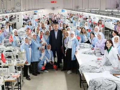 Başkan Erdoğan Denizli’de kadın işçilerle bir araya geldi: Cumhuriyet tarihinin rekoru