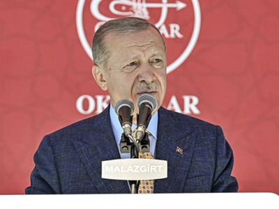 Başkan Erdoğan Malazgirt Milli Park Alanı’nda: Ecdada vefamızı göstermenin gayretindeyiz
