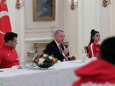 Başkan Erdoğan Milli Sporcularla Beraber İftar Açtı