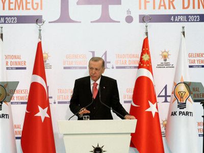 Başkan Erdoğan’dan Büyükelçilere uyarı mesajı: Kur'an yakma eylemlerine izin vermeyin
