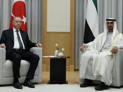 Başkan Erdoğan'ın Birleşik Arap Emirlikleri Ziyaretinin Kritik Önemi: 50 Yıllık Tarihi Adım!