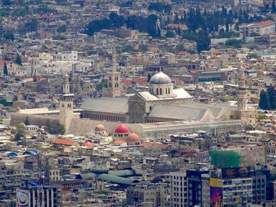 Başkent Şam'da sokağa çıkma yasağı ilan edildi