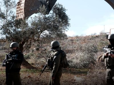 Batı Şeria’da İsrail Baskınları: 4 Filistinli Yaralandı, 2 kişi Gözaltına Alındı