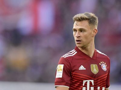 Bayern Münih'te Aşı Olmayan Futbolcuların Maaşında Kesinti Gündemde!