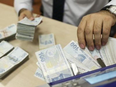 Bayram ikramiyesi hesaplara yattı mı, ne zaman yatacak? 2023 bayram ikramiyesi ne kadar, kimlere verilecek? 2023 emekli bayram ikramiyesi ödeme tarihleri