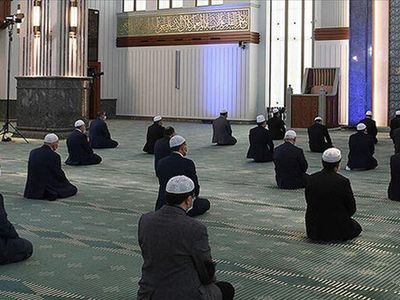 Bayram Namazı Kılınacak Mı?