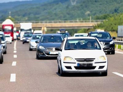 Bayram öncesi Bolu Dağı'nda uzun araç kuyrukları oluştu: Arıza yapan araç sayısı bir hayli fazla!