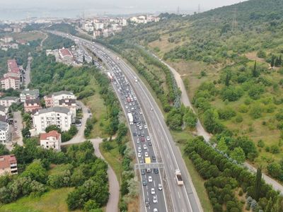Bayram Tatili Başladı: TEM'de Yoğunluk Var