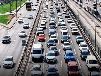 Bayram Tatili Öncesi Sürücülere Güvenli Seyahat Uyarısı