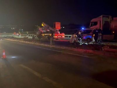 Tekirdağ'da kontrolden çıkan otomobilin kazası: sürücü hastaneye kaldırıldı