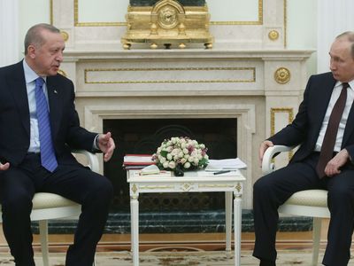 Beklenen görüşme gerçekleşti! Soçi'de Başkan Erdoğan ve Putin bir araya geldi!