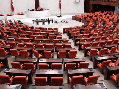 Beklenen Torba yasanın maddeleri netleşti: Ev Hanımları emekli olabilecekler mi?