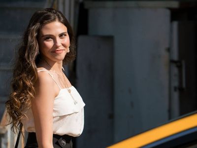 Ben Bu Cihana Sığmazam Arzu kimdir? Dilara Aksüyek nereli ve kaç yaşında? Dilara Aksüyek hayatı ve biyografisi