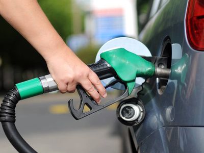 Benzin ve motorin fiyatlarına indirim var mı? Akaryakıt fiyatları zam mı geldi, ne kadar oldu? 16 Mart 2024 güncel akaryakıt fiyatları