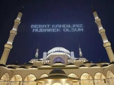 Berat Kandili ne zaman, ayın kaçında? 2022 Mübarek Berat Kandili tarihi