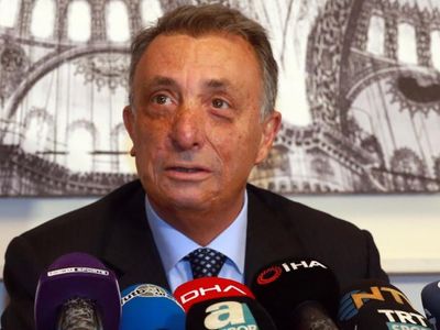 Beşiktaş Başkanı Ahmet Nur Çebi'den Galatasaray ve Fikret Orman Açıklamaları!
