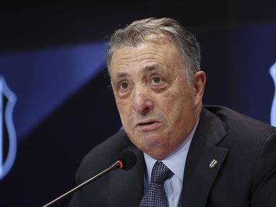 Beşiktaş Başkanı Ahmet Nur Çebi'den Hayatını Kaybeden Şafak Mahmutyazıcıoğlu'na Başsağlığı Mesajı