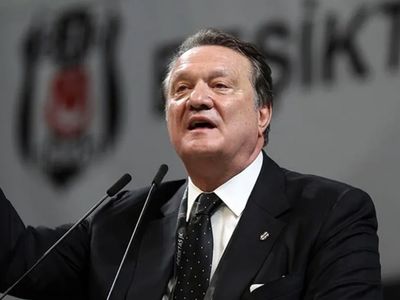 Beşiktaş Başkanı Hasan Arat'tan takıma gözdağı geldi: Ödemelerinizi yapar yollarımızı ayırırız