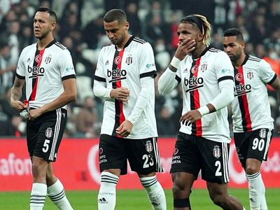 Beşiktaş bu sezon ortaya koyduğu performansla taraftarlarını hayal kırıklığına uğrattı!