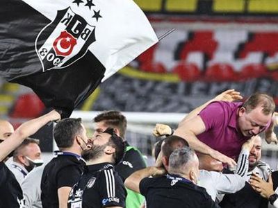 Beşiktaş Camiası Kupa Törenine Taraftar Alınmayacağını Duyurdu