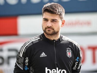 Beşiktaş Forması Giyen Ersin Destanoğlu'ndan Çarpıcı Açıklamalar